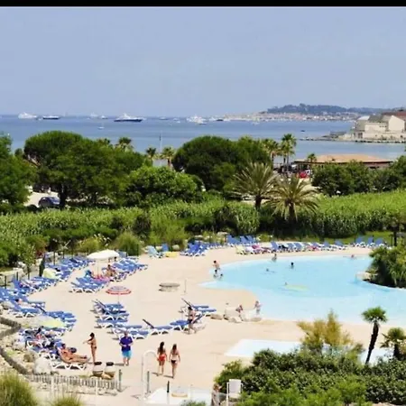 Idealement Situe, Vue Mer, Acces Plage Apartment